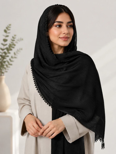 شال زنانه مشکی مدل پلیسه حاشیه دوزی گیپور