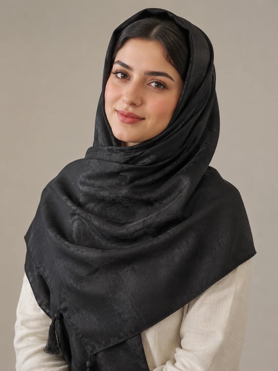 شال زنانه ساده مشکی کلاسیک مدل پتینه