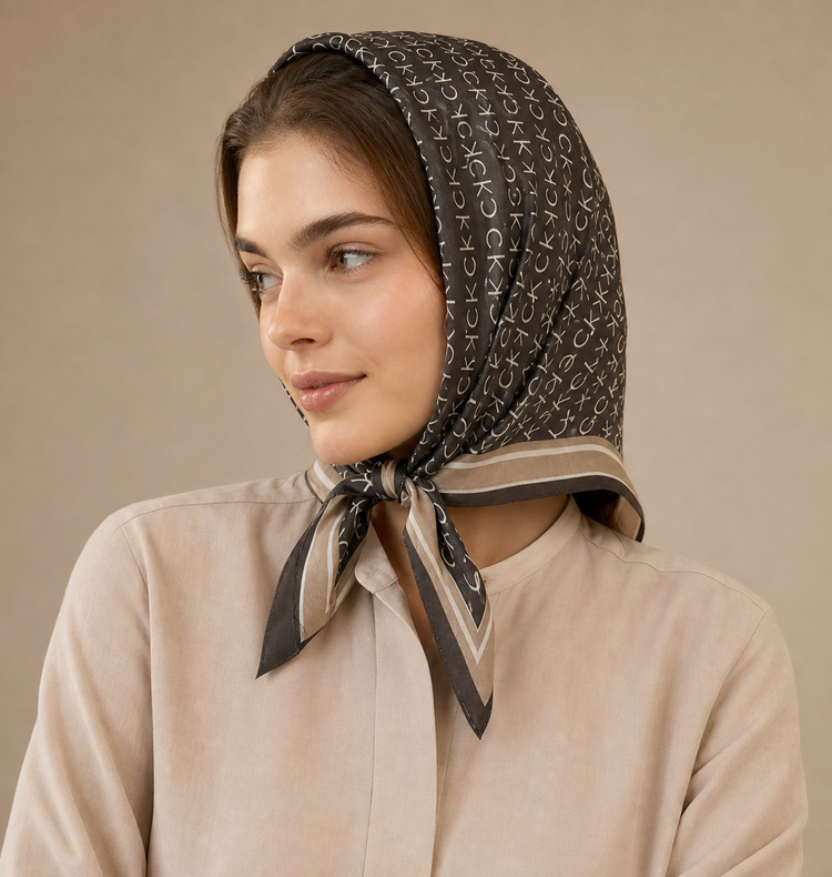 مینی اسکارف زنانه مدل نخی طرح Calvin Klein